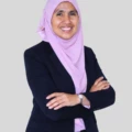 Dr Nuguelis Binti Razali, Pakar Kesuburan di Pusat Kesuburan Sophea Bangi di Malaysia, menyediakan rawatan kesuburan termasuk IVF dan perubatan reproduktif untuk membantu pasangan dalam perjalanan menuju keibubapaan.