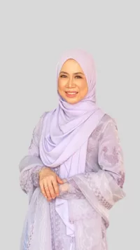Dr Maiza Binti Tusimin, Pakar Kesuburan di Pusat Kesuburan Sophea PJ di Malaysia, menyediakan rawatan kesuburan termasuk IVF dan perubatan reproduktif untuk membantu pasangan dalam perjalanan membina keluarga.