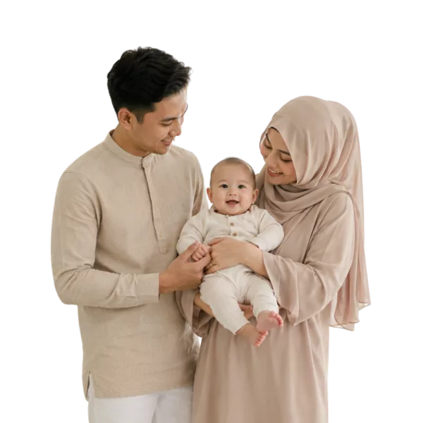 Pasangan Melayu bersama bayi selepas berjaya menjalani rawatan IVF